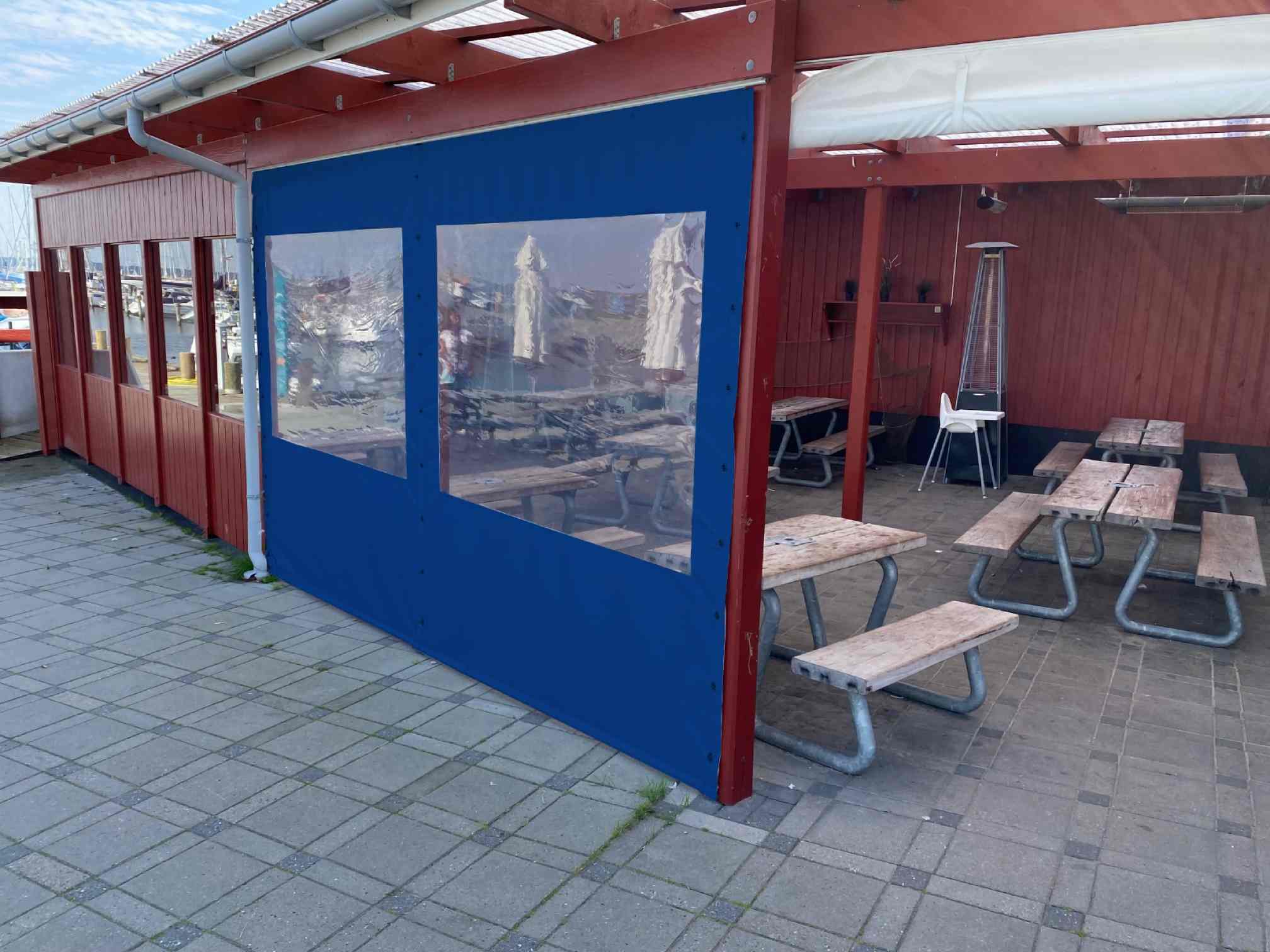 Terrassenplane mit Fenster nach Maß, PVC Seitenplane für Pergola, Carport, Außenbereich