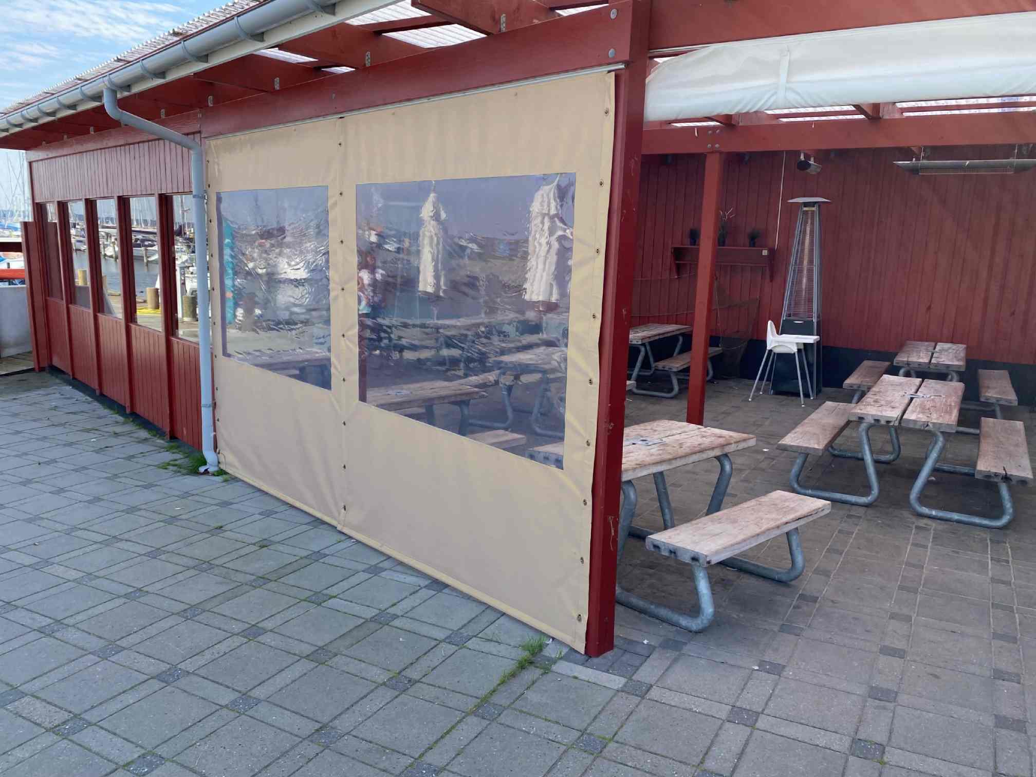 Terrassenplane mit Fenster nach Maß, beige PVC Seitenplane für Pergola, Carport, Außenbereich