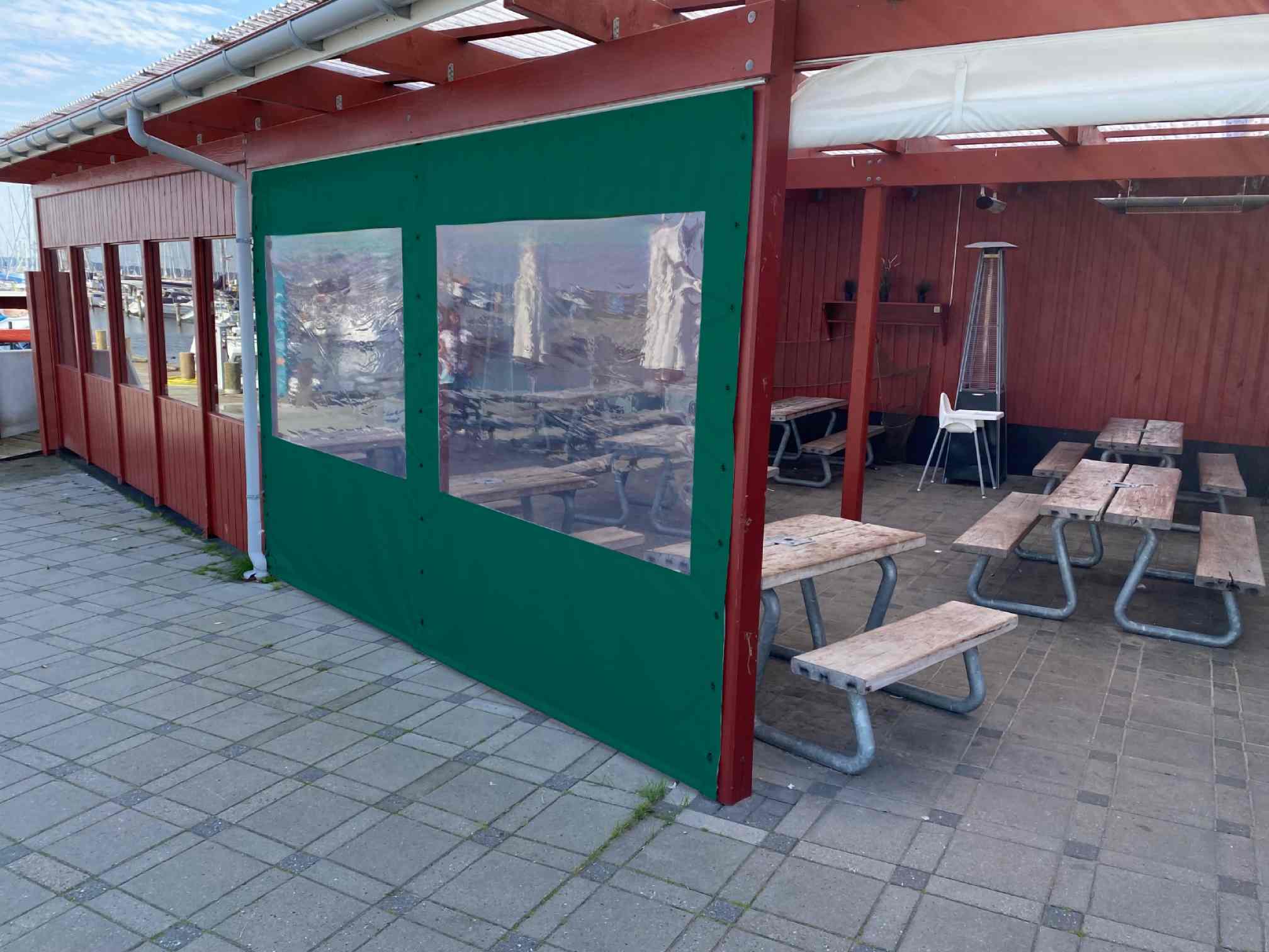 Terrassenplane mit Fenster nach Maß, PVC Seitenplane für Pergola, Carport, Außenbereich