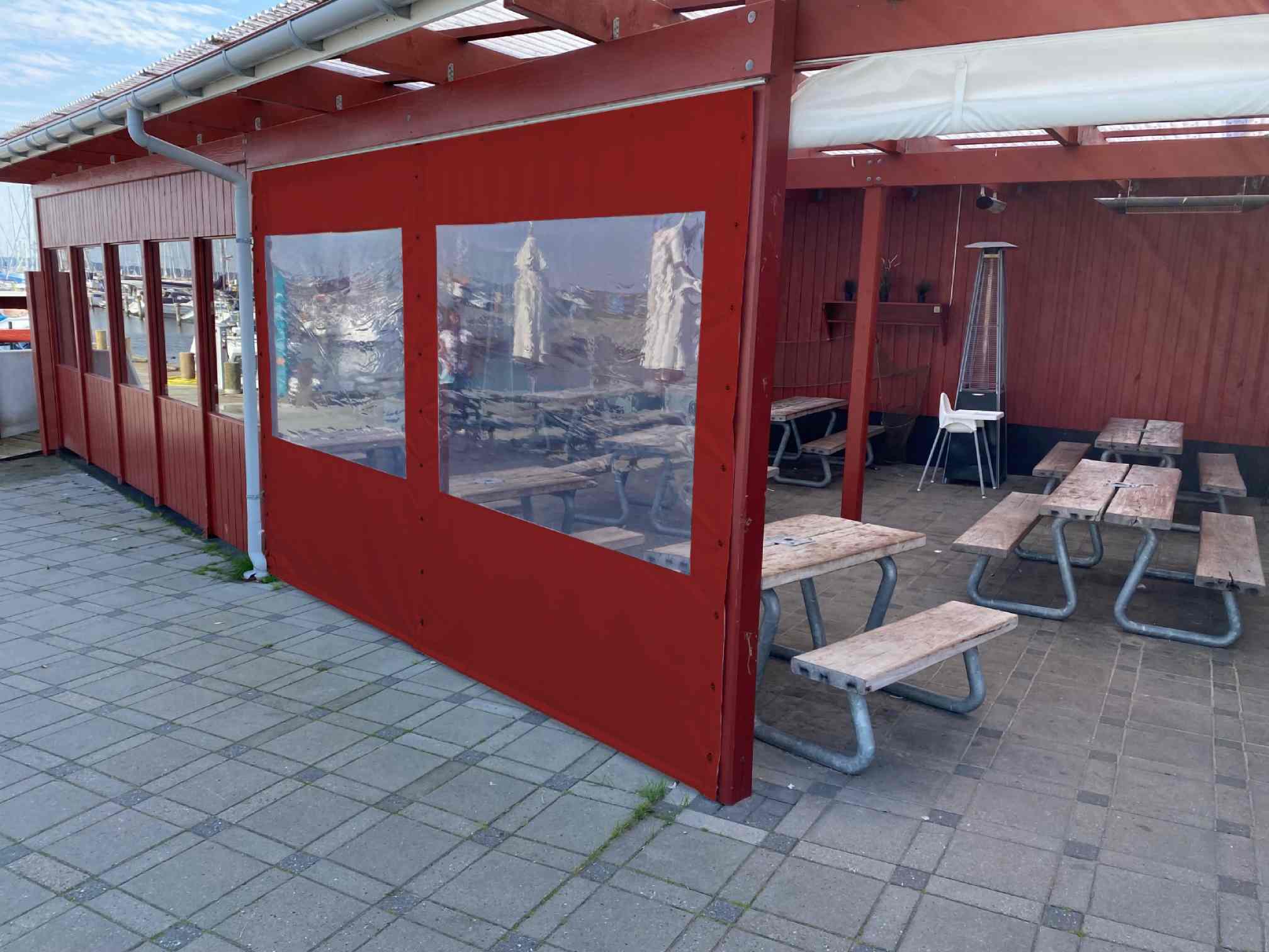 Terrassenplane mit Fenster nach Maß, Zeltwand, Seitenplane aus rotem PVC